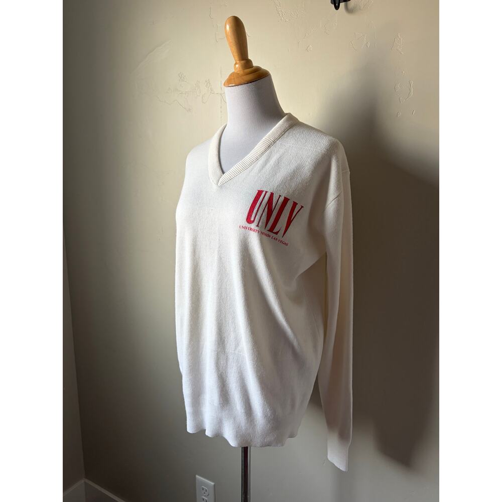 VTG McBriar White UNLV Women's V Neck Pullover Sweater Sz M - Picture 7 of 11